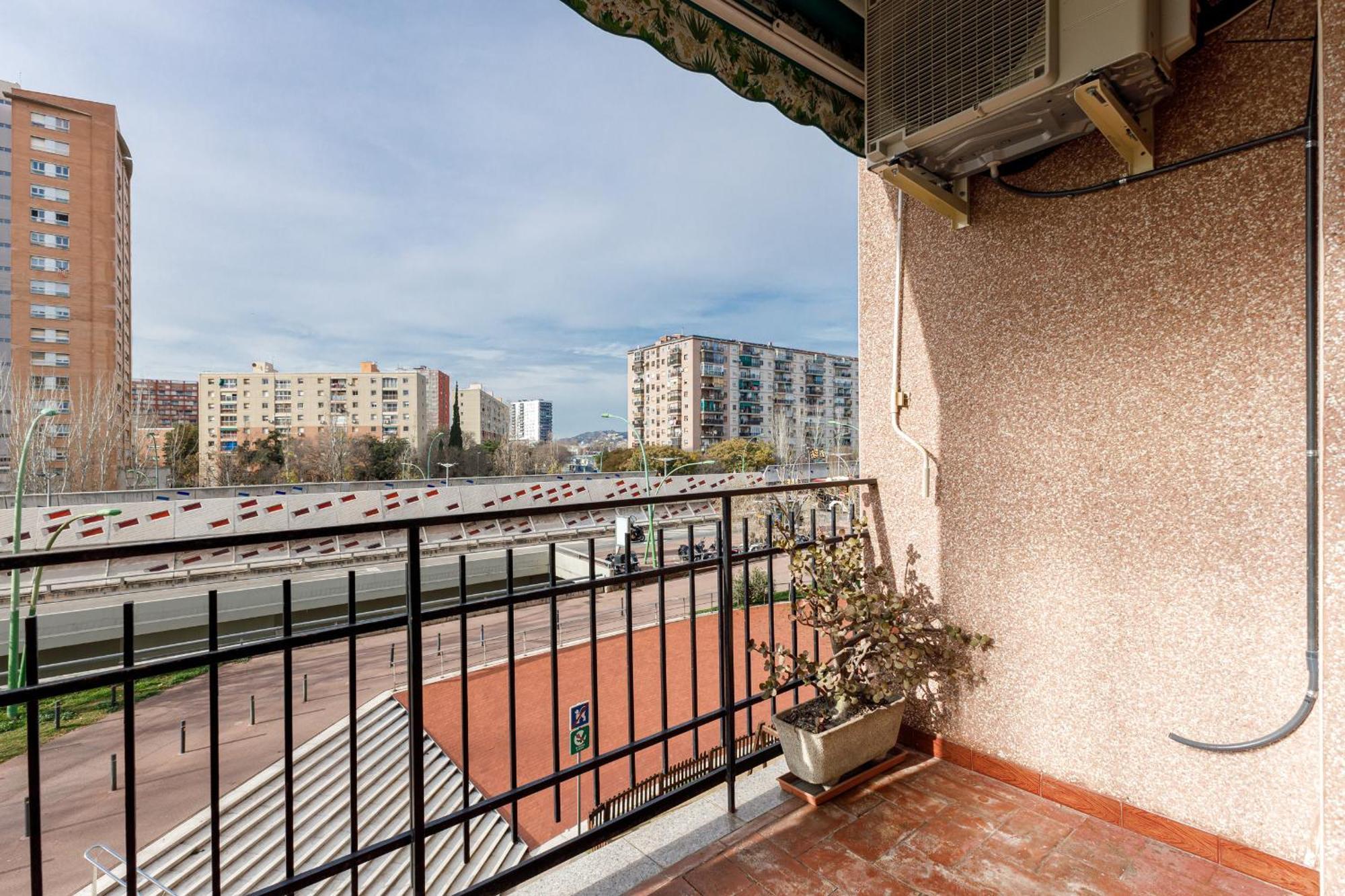 Besos - Bright Apartment Close To Congress & Port Sant Adrià de Besòs Exterior foto